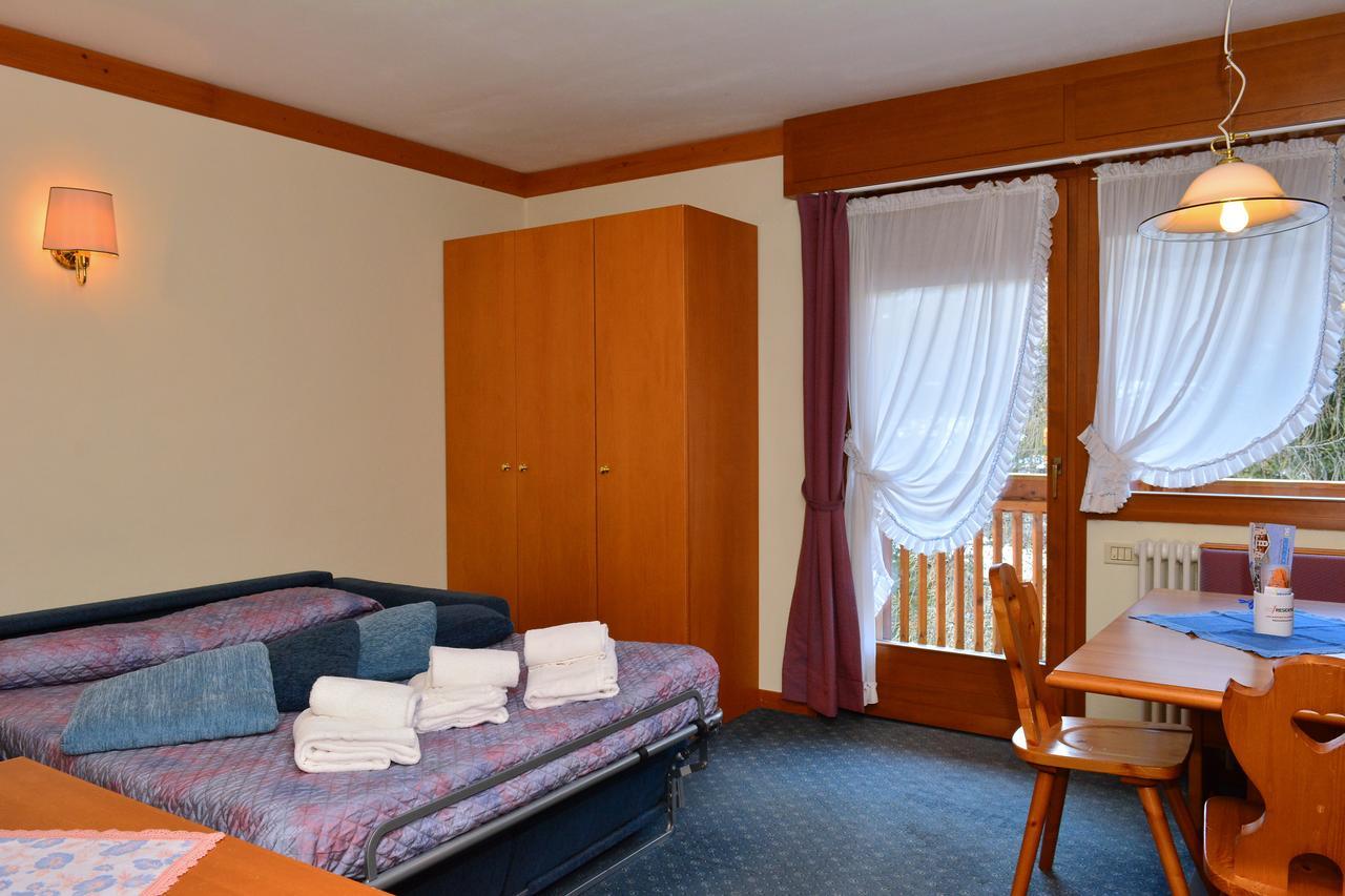 Ski Residence San Martino Di Castrozza Exterior photo